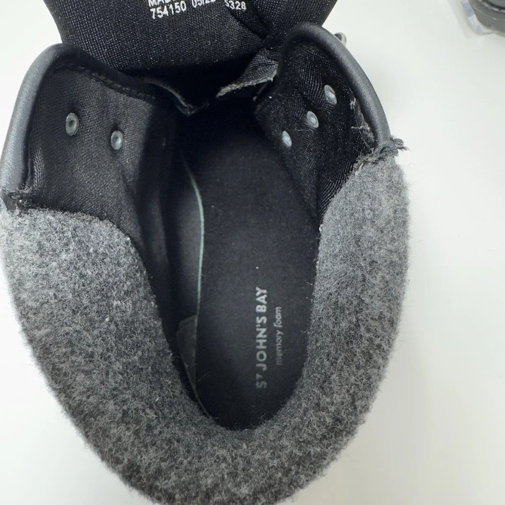 St. Johns Bay Womens Blak Hiking Boots Size 7M‎ Flaux Lether Memory Foam Winter - Picture 9 of 11